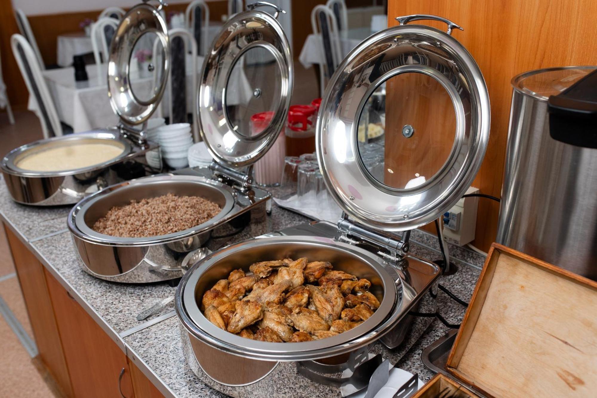 Aktobe Hotel Kültér fotó