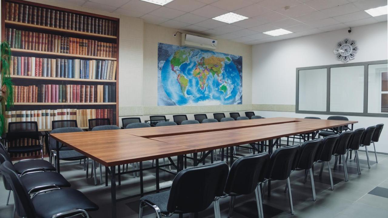 Aktobe Hotel Kültér fotó