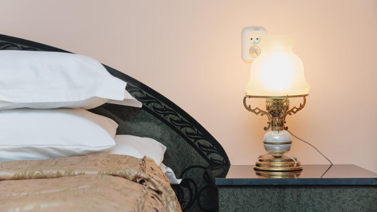 Aktobe Hotel Kültér fotó